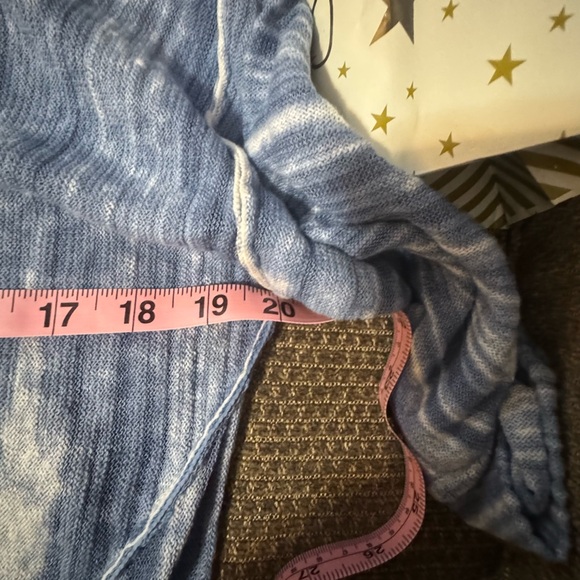 NIC+ZOE Blue and White Knit Top - Picture 8 of 8